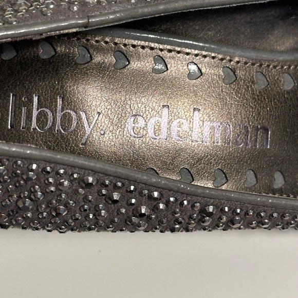GRAY STUDDED LIBBY EDELMAN 2 INCH HEELS SIZE 7M - Picture 3 of 5